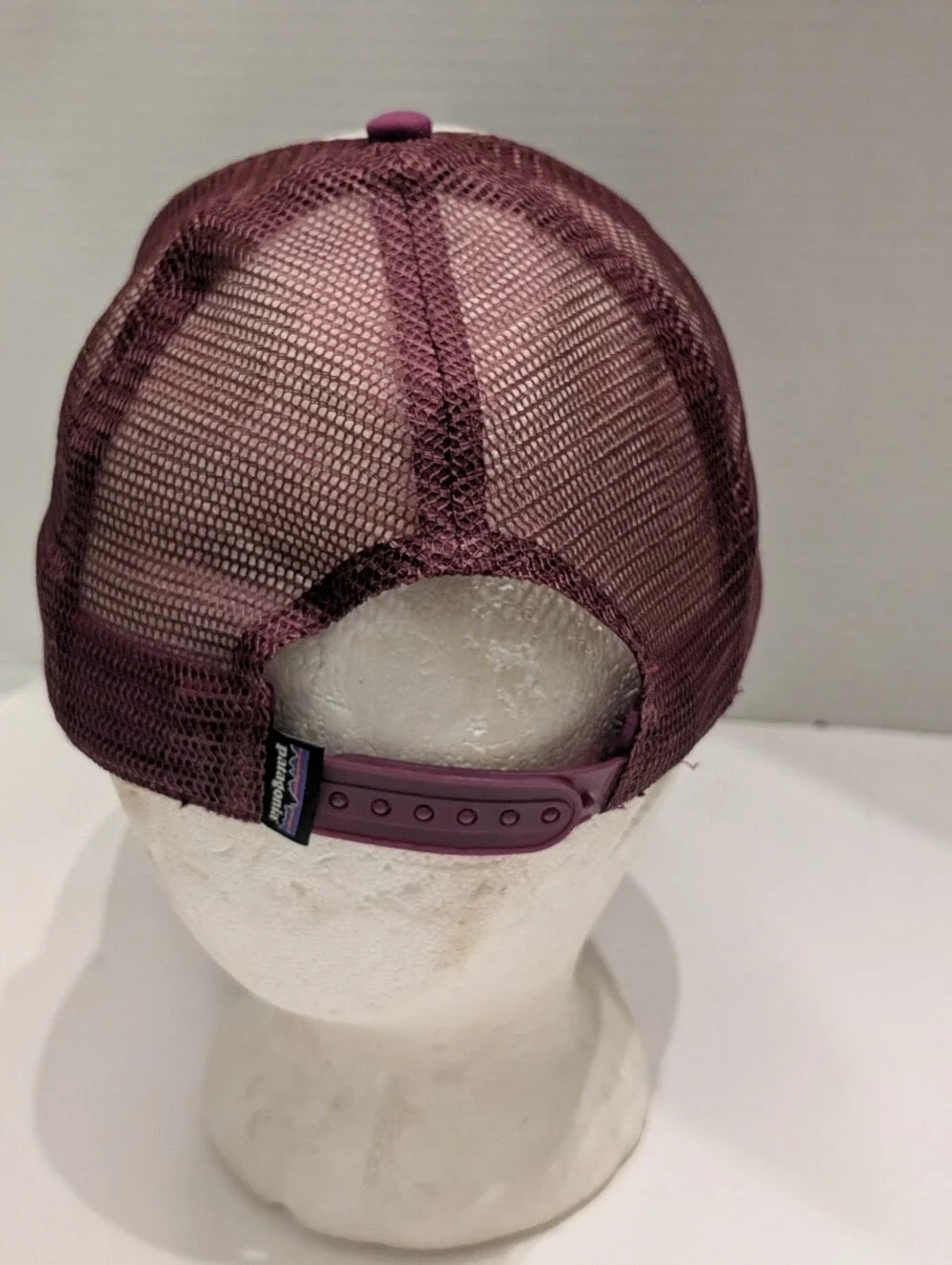 Patagonia Women's P-6 Logo Trucker Mesh Hat Snapback Plum One Size